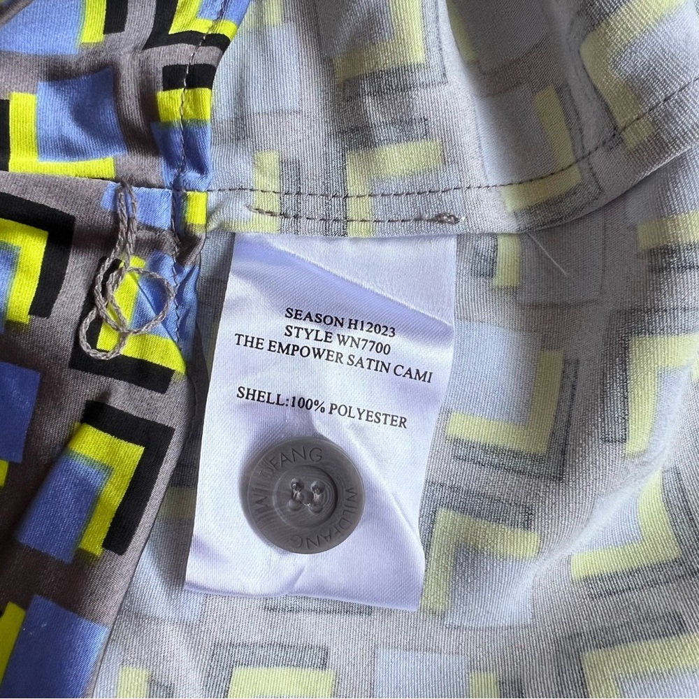 Wildfang The Empower Satin Geometric Print V Neck Cami with Removable Scarf S - Picture 7 of 8